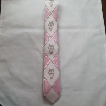 죠죠의 기묘한 모험 요시카게 키라 핑크 화이트 넥타이