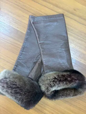 셀모네타 그로브스 이탈리아제 본 가죽 장갑 새상품