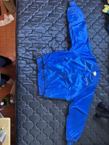 레디-태그 파랑 나일론 자켓