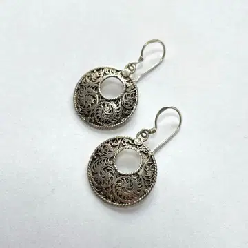 실버 925 시스루 조각 귀걸이 (양쪽 귀용) 직경 2cm