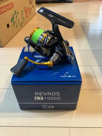 다이와 레브로스 LT1000S 스피닝 릴