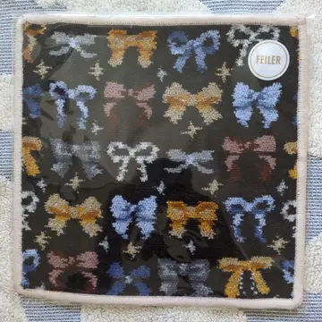 러브리 바이 페이러 메니 리본즈 손수건