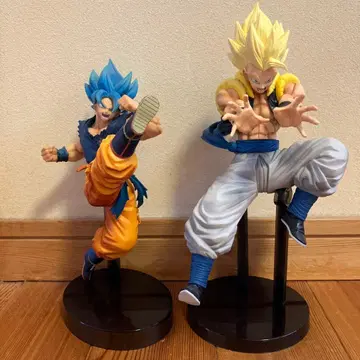 드래곤볼 손오공 오지터 피규어 2체 세트