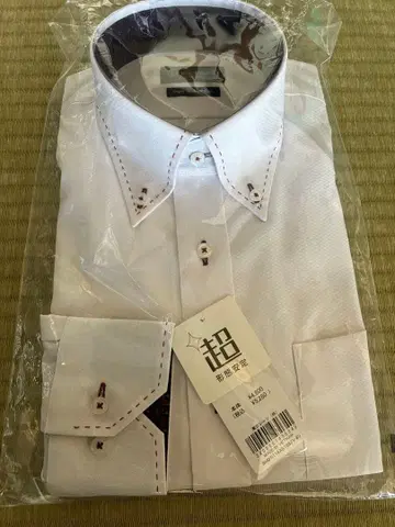 미사용 새상품 도쿄 셔츠 자수 포함 화이트 긴팔 셔츠