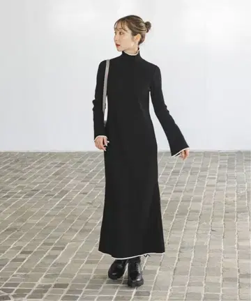 노블 바이컬러 트리밍 리브 니트 원피스