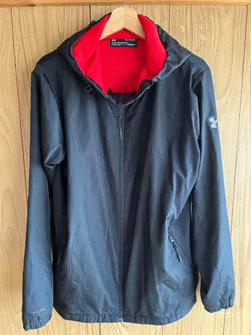 언더아머 나일론 점퍼