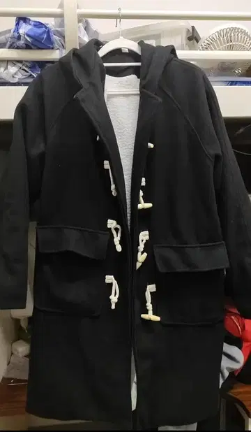 플리스 후드 부착 더플 코트 블랙