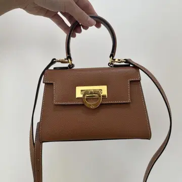 CARBOTTI Licia 241V1