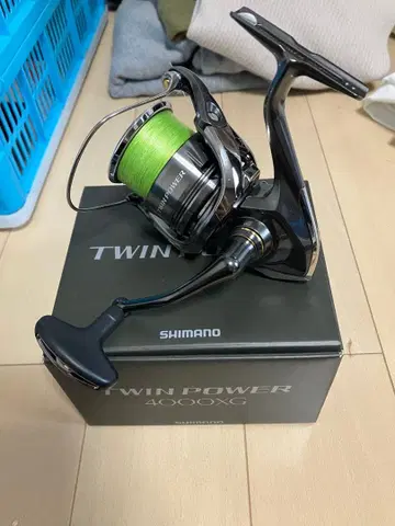 SHIMANO TWIN POWER 4000XG 스피닝 릴