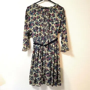 로이스크레용 Lois CRAYON 꽃무늬 벨트 원피스