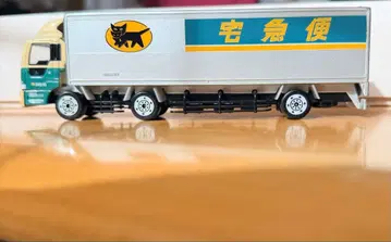 택배 트럭 미니카