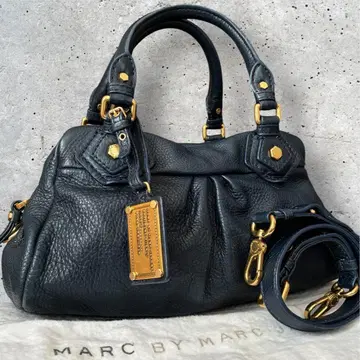 MARC BY MARCJACOBS 2way Classic Q 백
