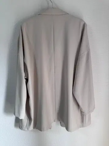 아비앙토 베이지 테일러드 자켓