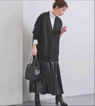 UNITED ARROWS 페이크 레더 플리츠 롱 스커트 38 사이즈