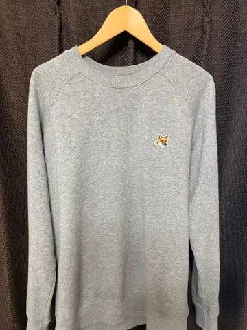 메종 키츠네 그레이 맨투맨 M