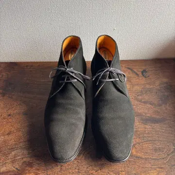 오리엔탈 블랙 스웨이드 처카 부츠