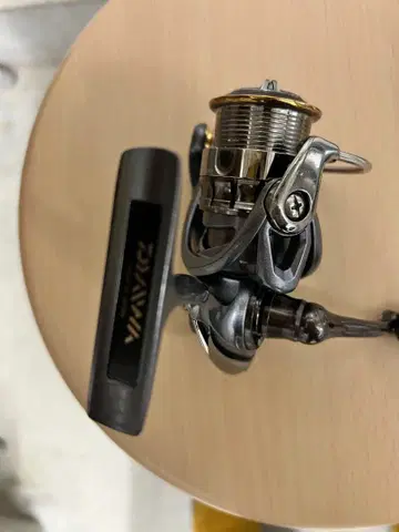 15 LUMIAS 1003 스피닝 릴