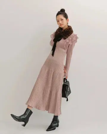 LILY BROWN 릴리 브라운 니트 원피스