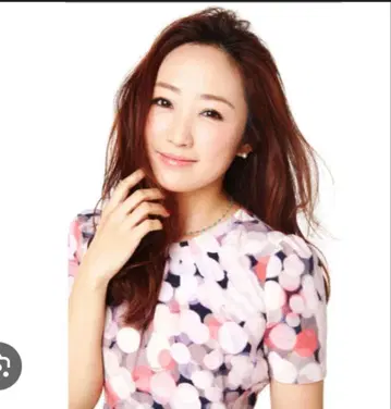 카미사키 메구미 씨 착용! 케이트 스페이드 원피스