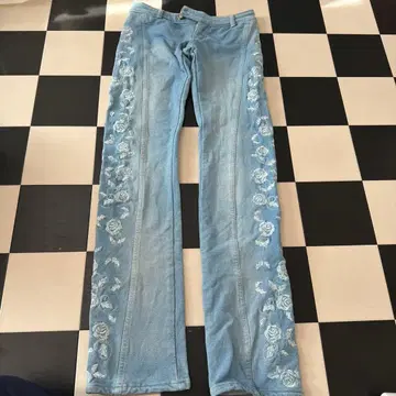 PXC 로즈 자수 데님 팬츠 사이즈 10 해외 데님 스트레치 상당히 있음