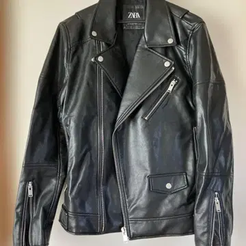 ZARA 블랙 가죽 라이더 자켓
