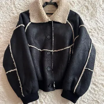 무스탕 토글 블루종