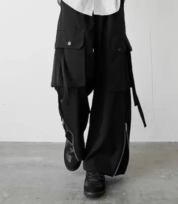 Casper John Parachute slacks/파라슈트 슬랙스