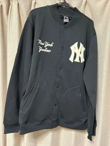 뉴욕 양키스 바시티 자켓 2XL 블랙 새상품