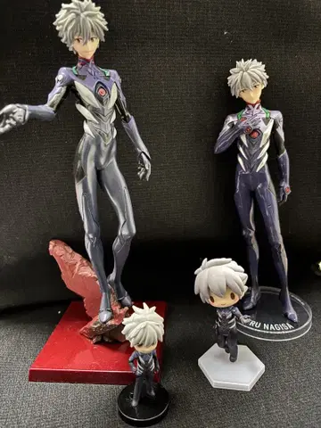 나기사 카오루 피규어 4체 세트