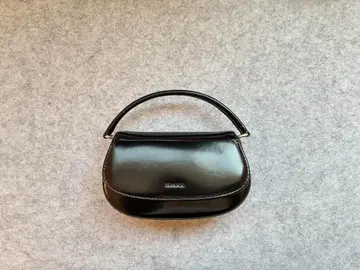 스탠드 오일 클램백 티니 블랙 Clam Bag Tiny