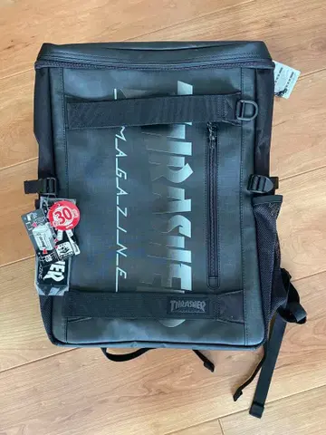 택 포함 미사용 새상품! THRASHER 대용량 백팩 트레셔