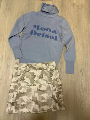 새상품 M 사이즈 델솔 골프 니트 속기모 스커트 셋업 블루