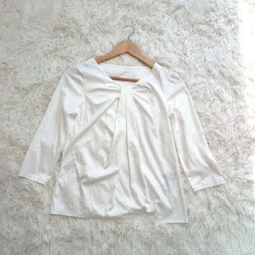 COUP DE CHANCE 긴팔 화이트 계열 (38)