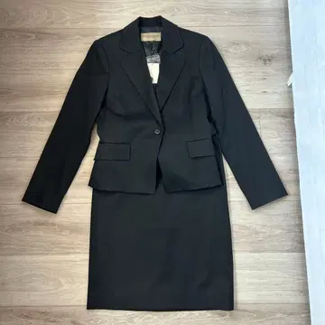 [ 새상품 ] BODY DRESSING 취업 정장 블랙