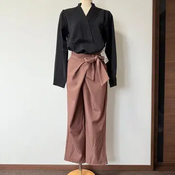 핑크 하이웨스트 리본 포함 와이드 팬츠 입학식 방문 날짜