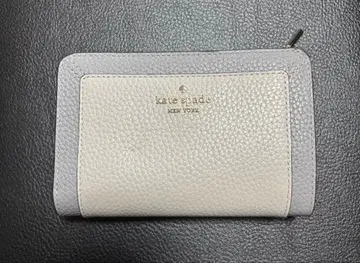 케이트 스페이드 이단 접이식 지갑 그레이