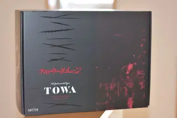 슬로우 데미지 토와 1/6 스케일 피규어