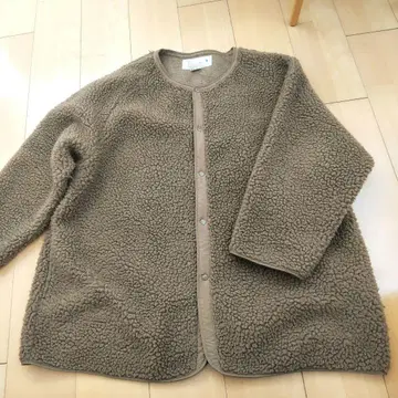 브론셰 유럽인 보아 코트