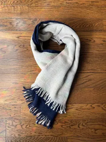 마가렛호웰 투톤 컬러 머플러