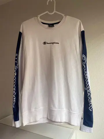 Champion 긴팔 트레이닝복 화이트/네이비