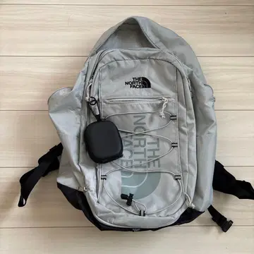 THE NORTH FACE 그레이 백팩
