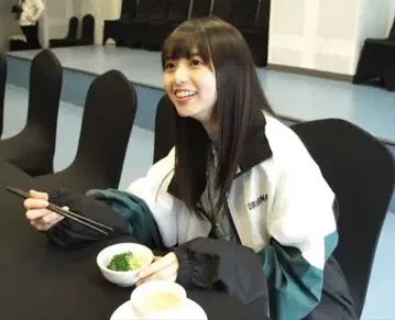 블루종 사이토 아스카 착용