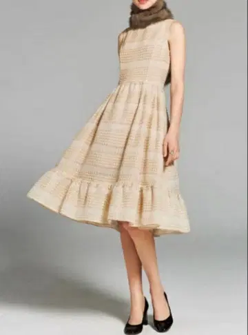 폭시 프렌치 정원 원피스 38 French Garden