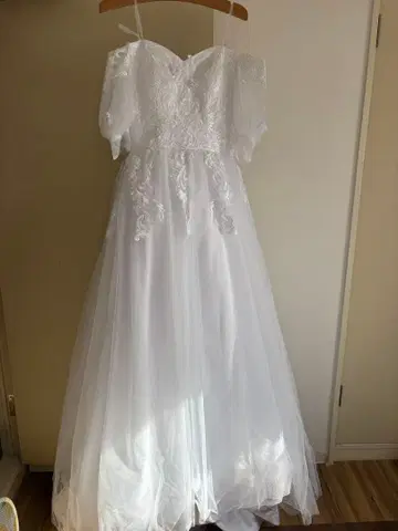 화이트 웨딩 드레스 (뜨개질 타입)