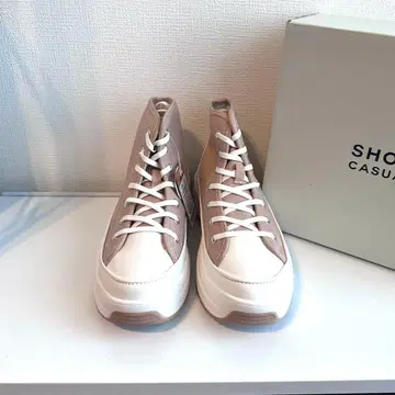 Shoopen 베이지 화이트 하이컷 스니커즈 미사용 새상품