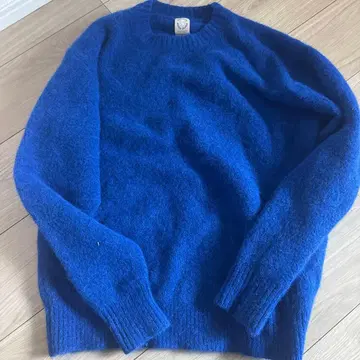 BEAUTY&YOUTH 파랑 모헤어 혼방 크루넥 스웨터
