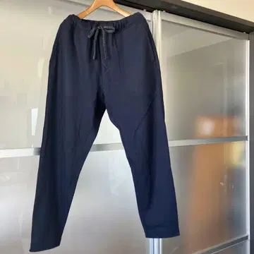 네이비 울 팬츠 허리밴딩