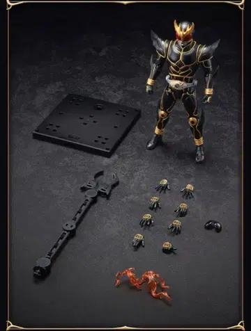 가면라이더 쿠우가 얼티밋 프라모델 발광 기믹 가동 피규어