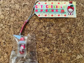 [ 새상품 미사용 ] 지역 한정 키티 애플 주스 ver. 끈 스트랩