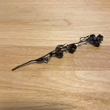 M.soeur 엠수르 델피니움 브로치*brass